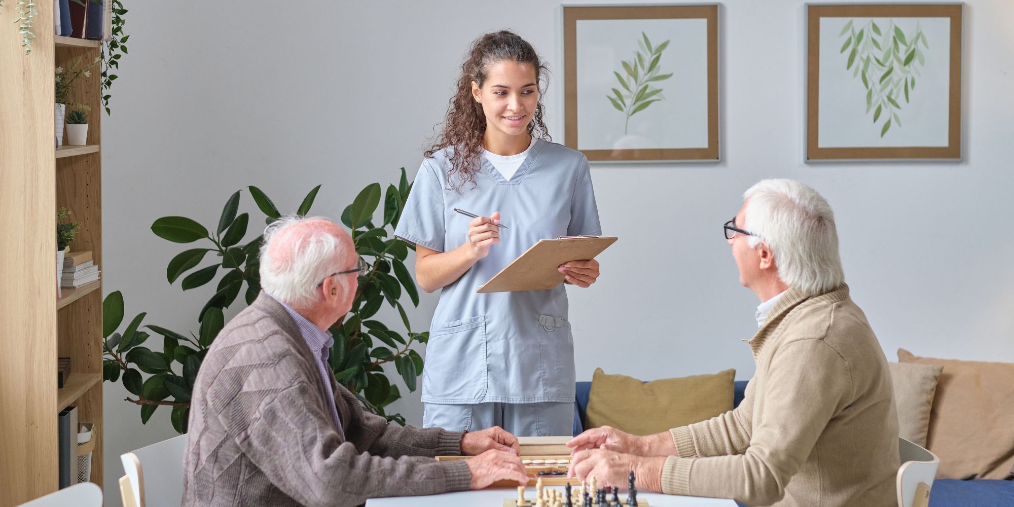 Home caregiver: recommendations to take into account when hiring